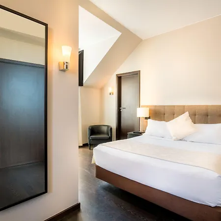 Готель Rossio Garden 3*